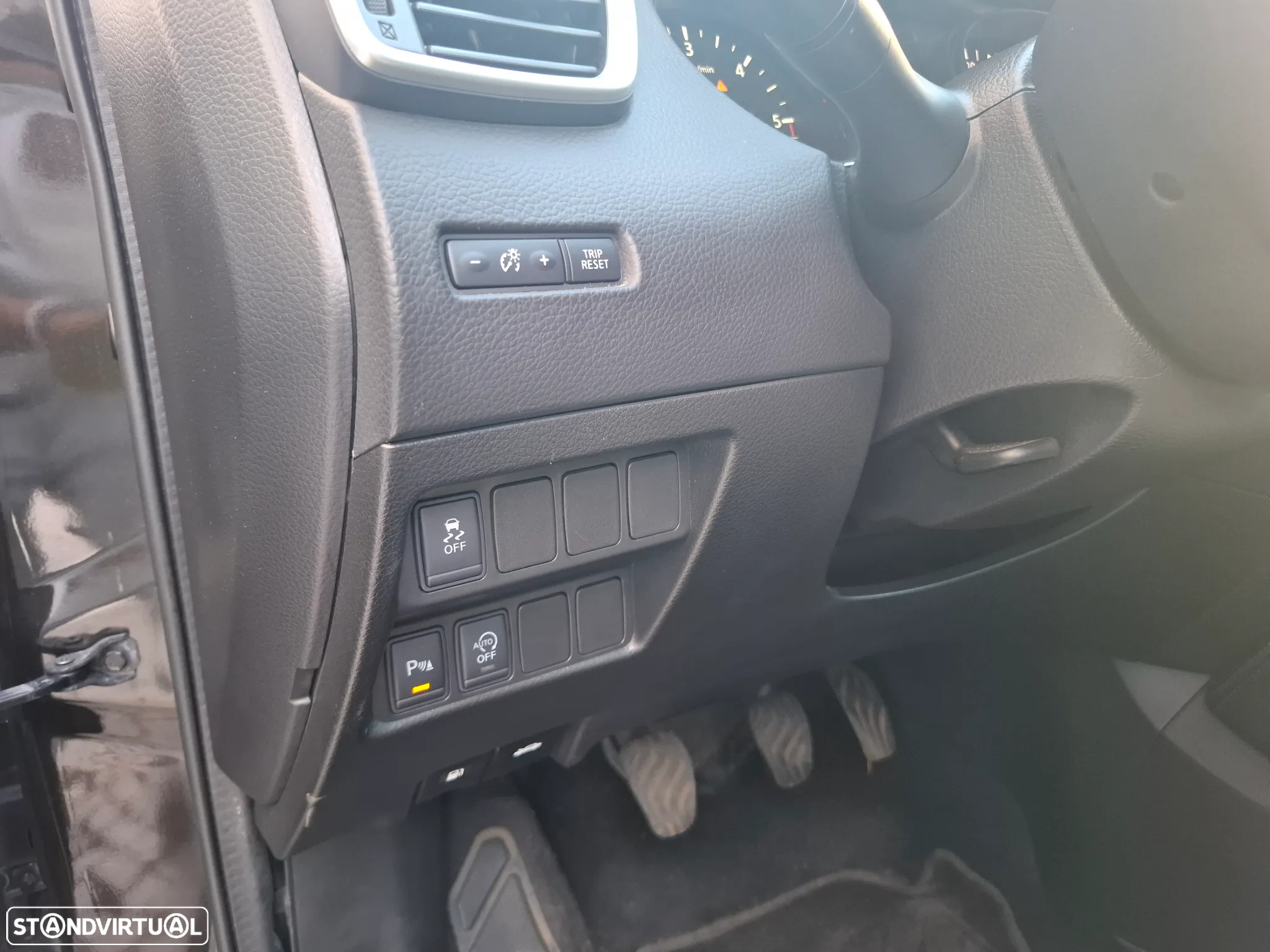 Nissan Qashqai 1.5 dCi Tekna Alcantara - 26