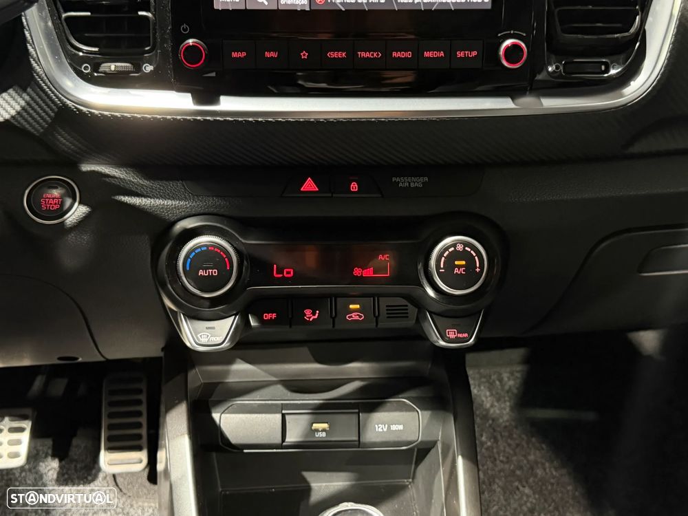 Kia Stonic 1.0 T-GDI GT Line - 31