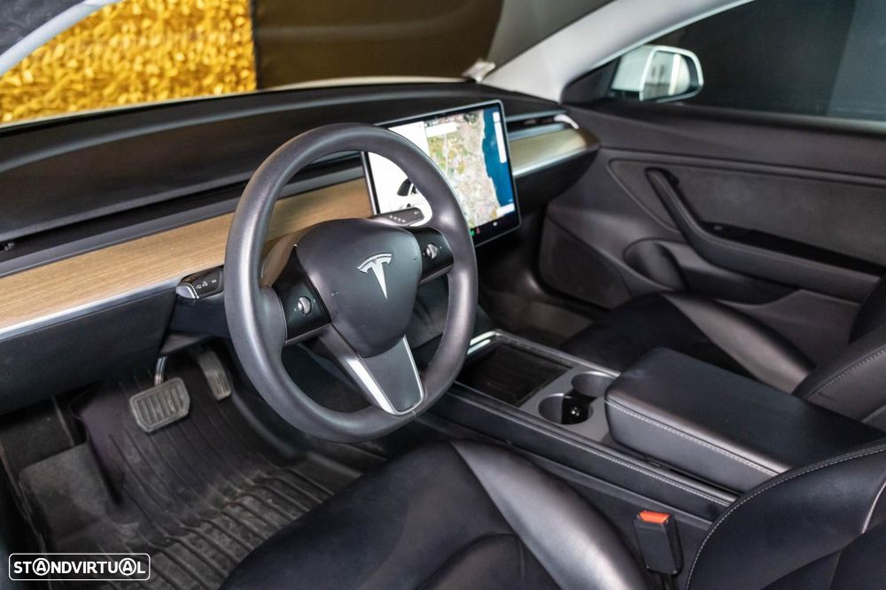 Tesla Model 3 Long Range Tração Integral Premium - 27