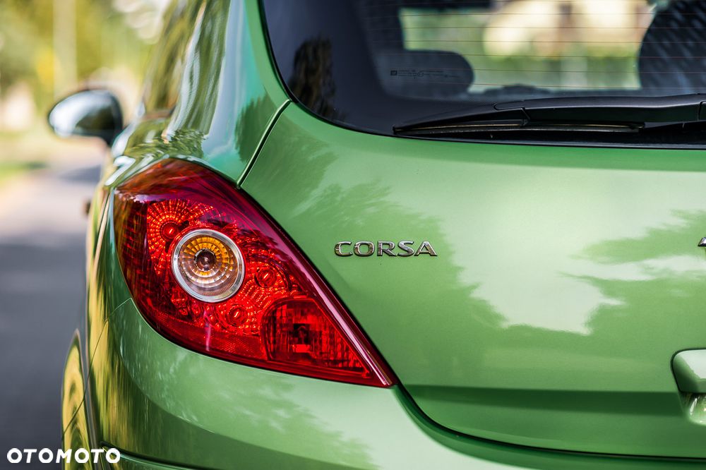 Opel Corsa 1.2 16V (ecoFLEX) Color Edition - 6