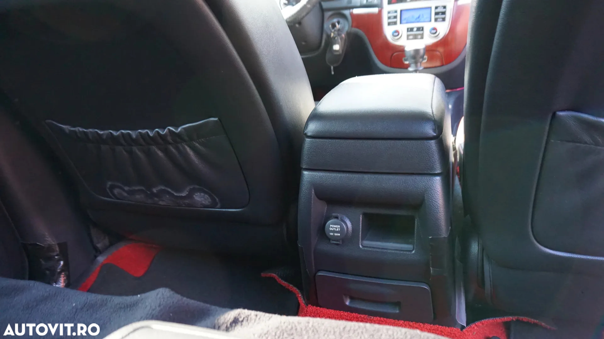 Hyundai Santa Fe - 5