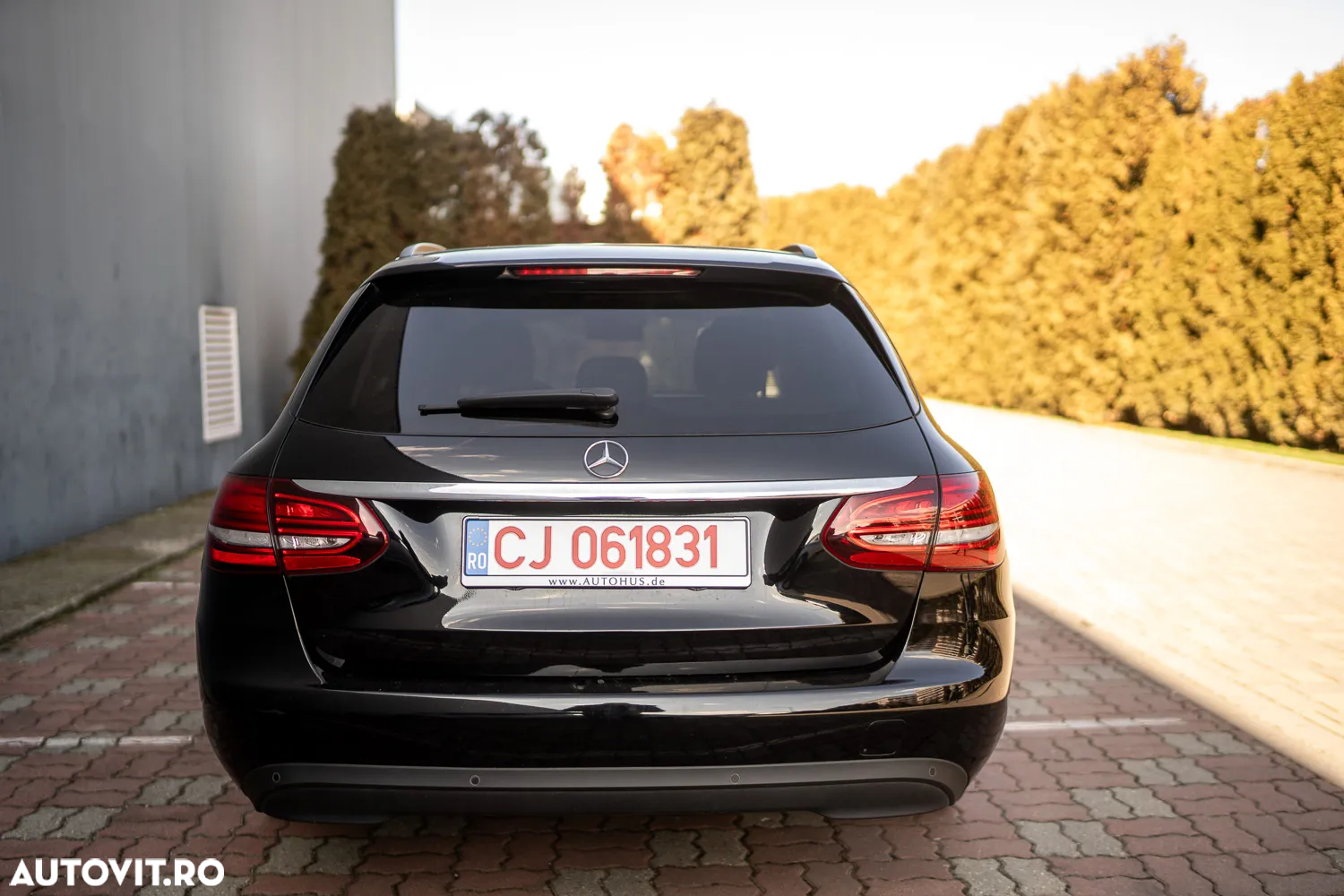 Mercedes-Benz C 220 d T 9G-TRONIC Avantgarde - 13