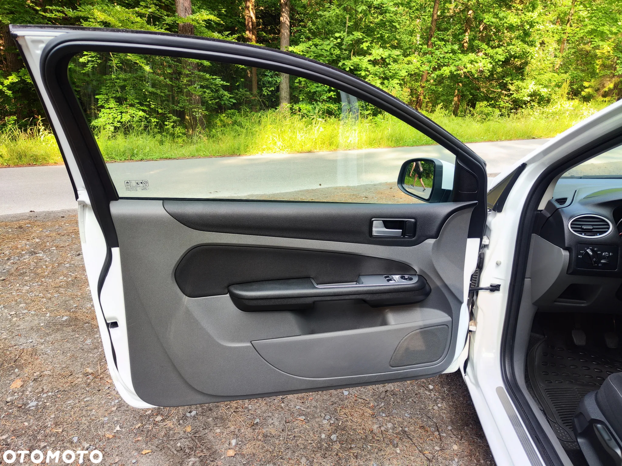 Ford Focus - 19