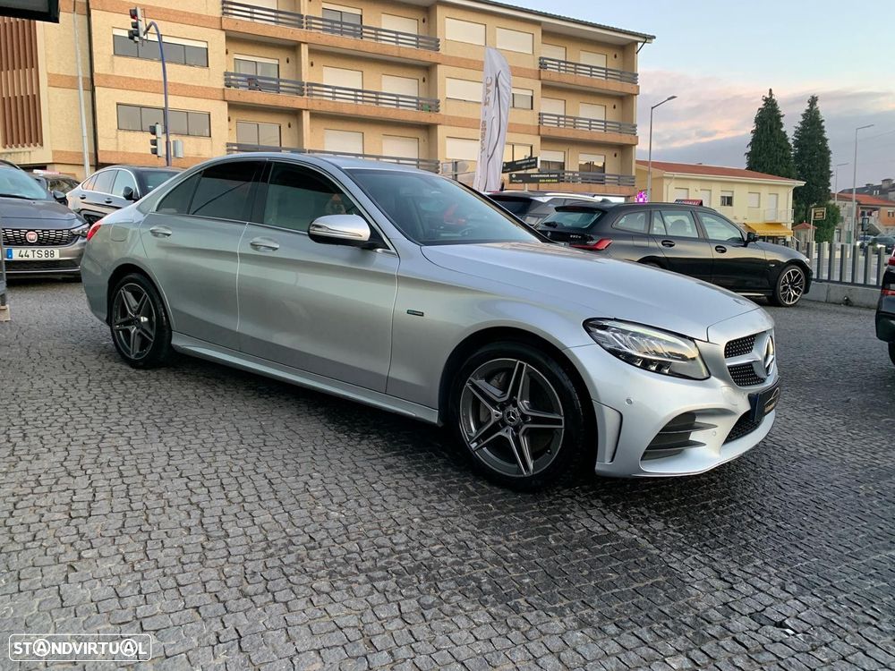 Mercedes-Benz C 300 de AMG Line - 3