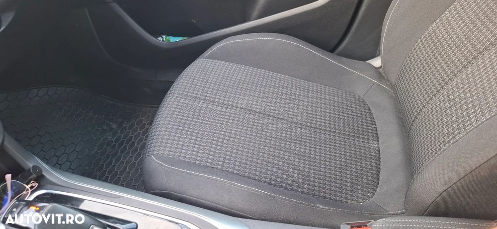 Peugeot 308 1.5 BlueHDi FAP STT EAT8 Active - 4