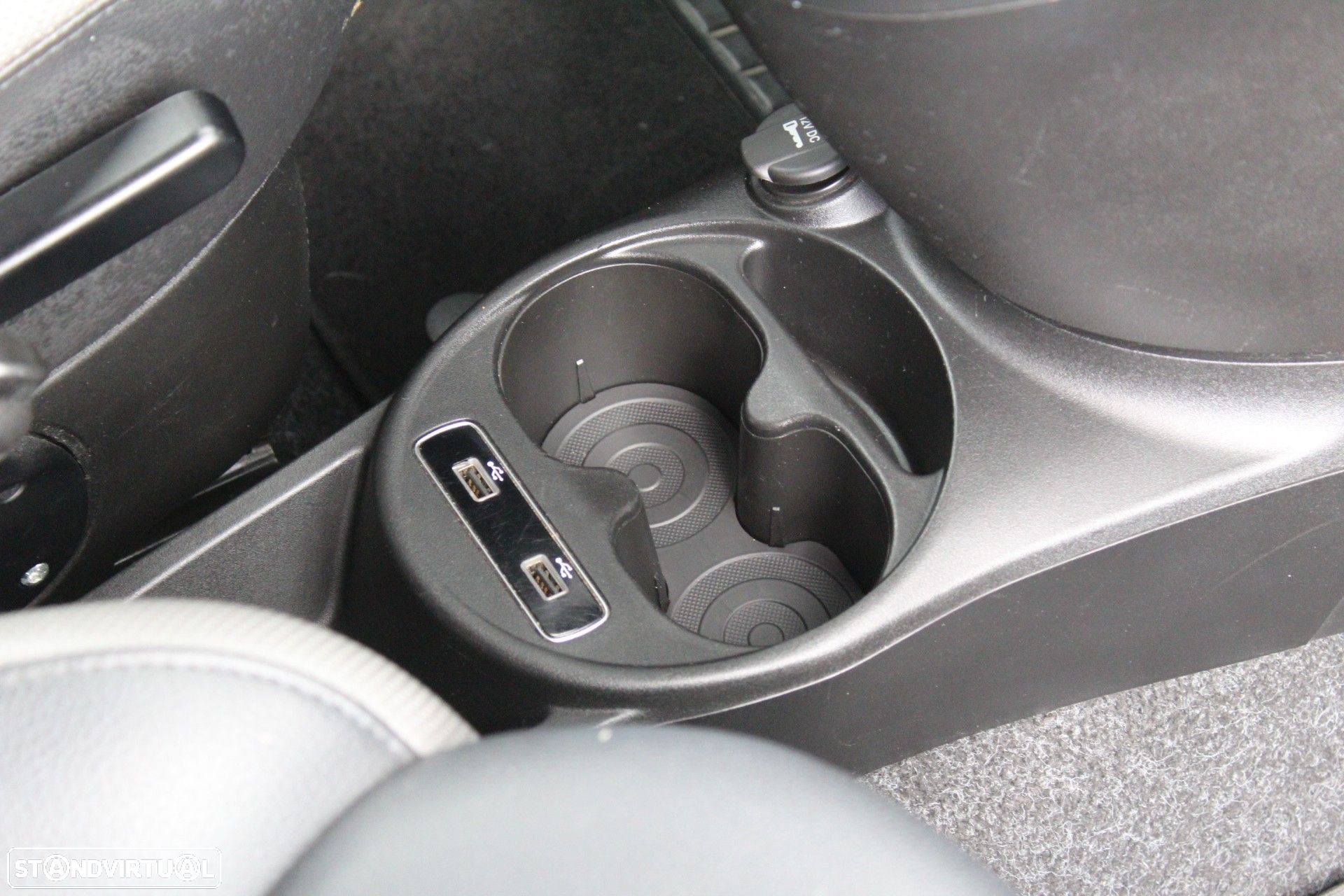 Fiat 500C 1.0 Hybrid Connect - 14