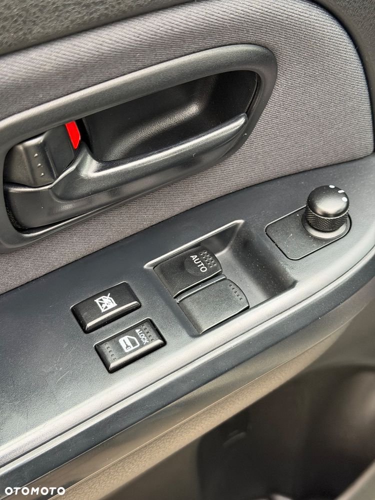 Suzuki Grand Vitara 1.6 City - 25