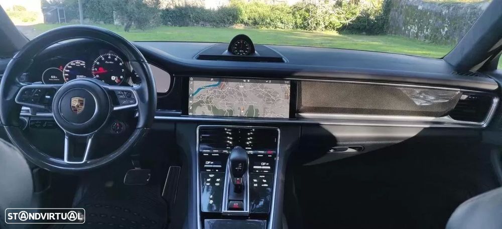 Porsche Panamera Turbo Executive - 26