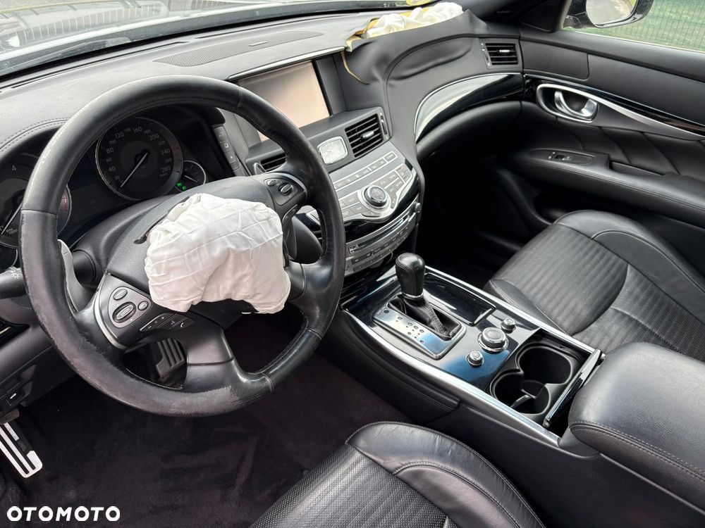 Infiniti Q70 2.2d Premium Executive - 15