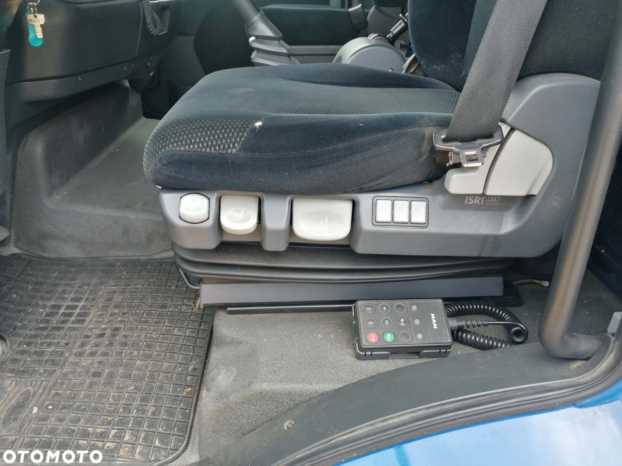 MAN TGL 8.180 4X2 BL - 8