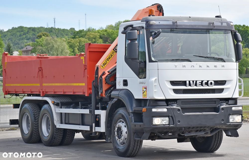 Iveco TRAKKER 360 * WYWROTKA 5,60 m + PK15500 + PILOT/ 6x4 - 3