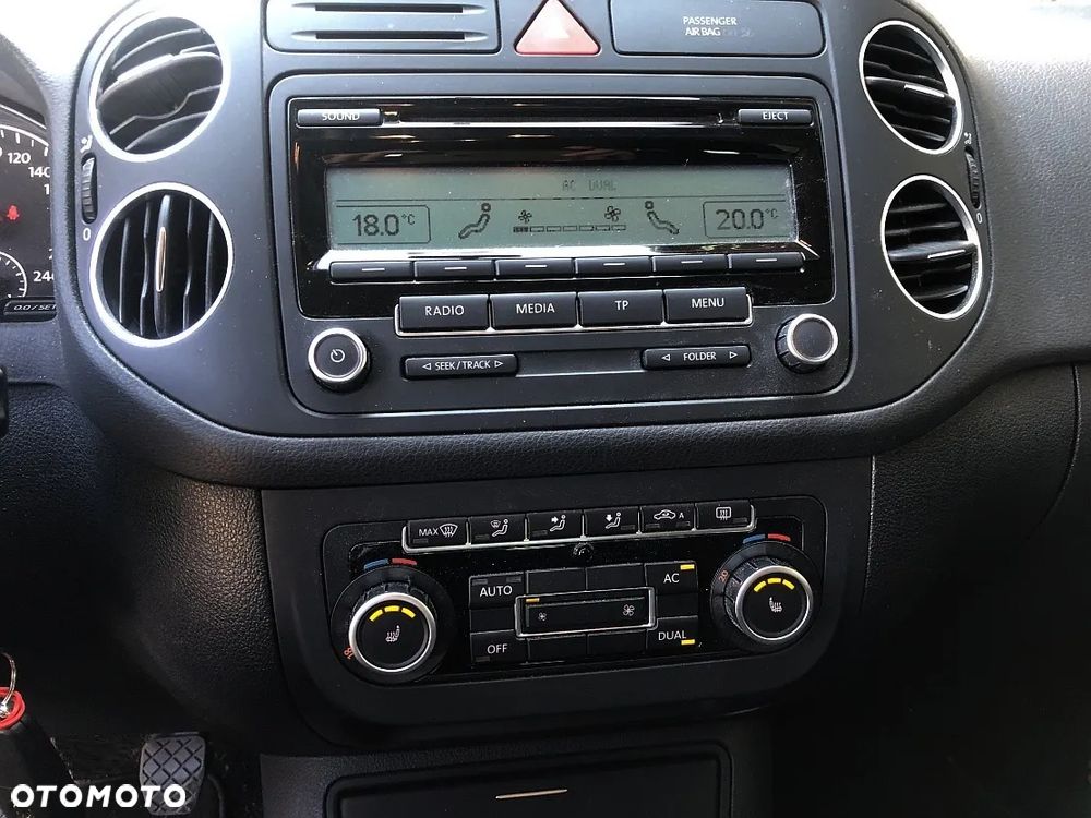 Volkswagen Golf Plus - 14