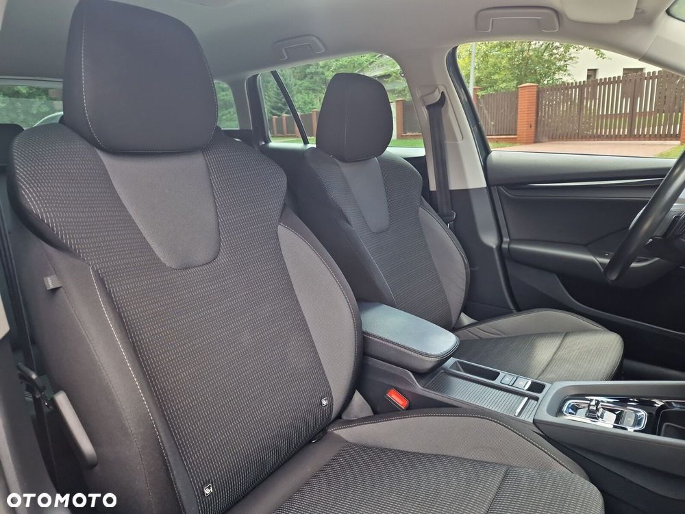 Skoda Octavia 2.0 TDI SCR Ambition DSG - 23