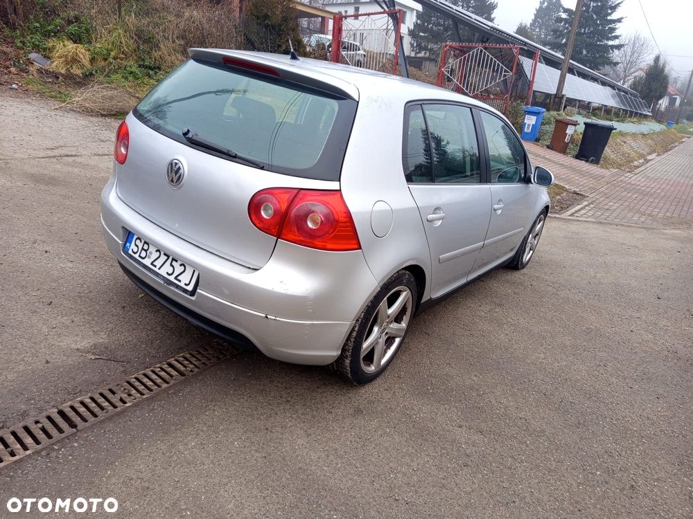 Volkswagen Golf - 4