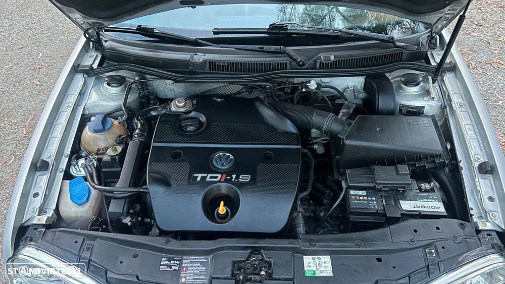 VW Golf 1.9 TDi Highline - 8