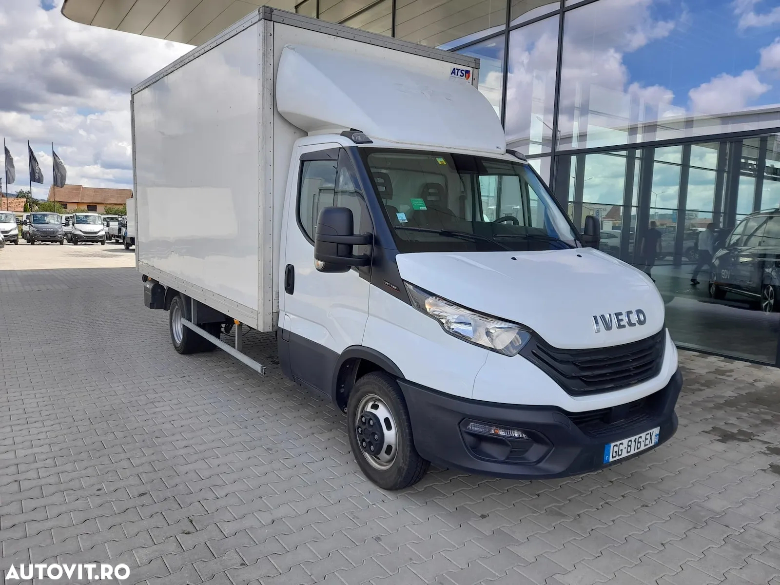 Iveco Daily 35C16H3.0 BOX+LIFT - 3