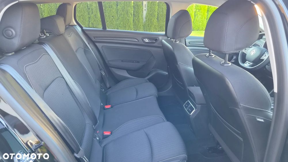 Renault Megane BLUE dCi 115 EDC BUSINESS EDITION - 20