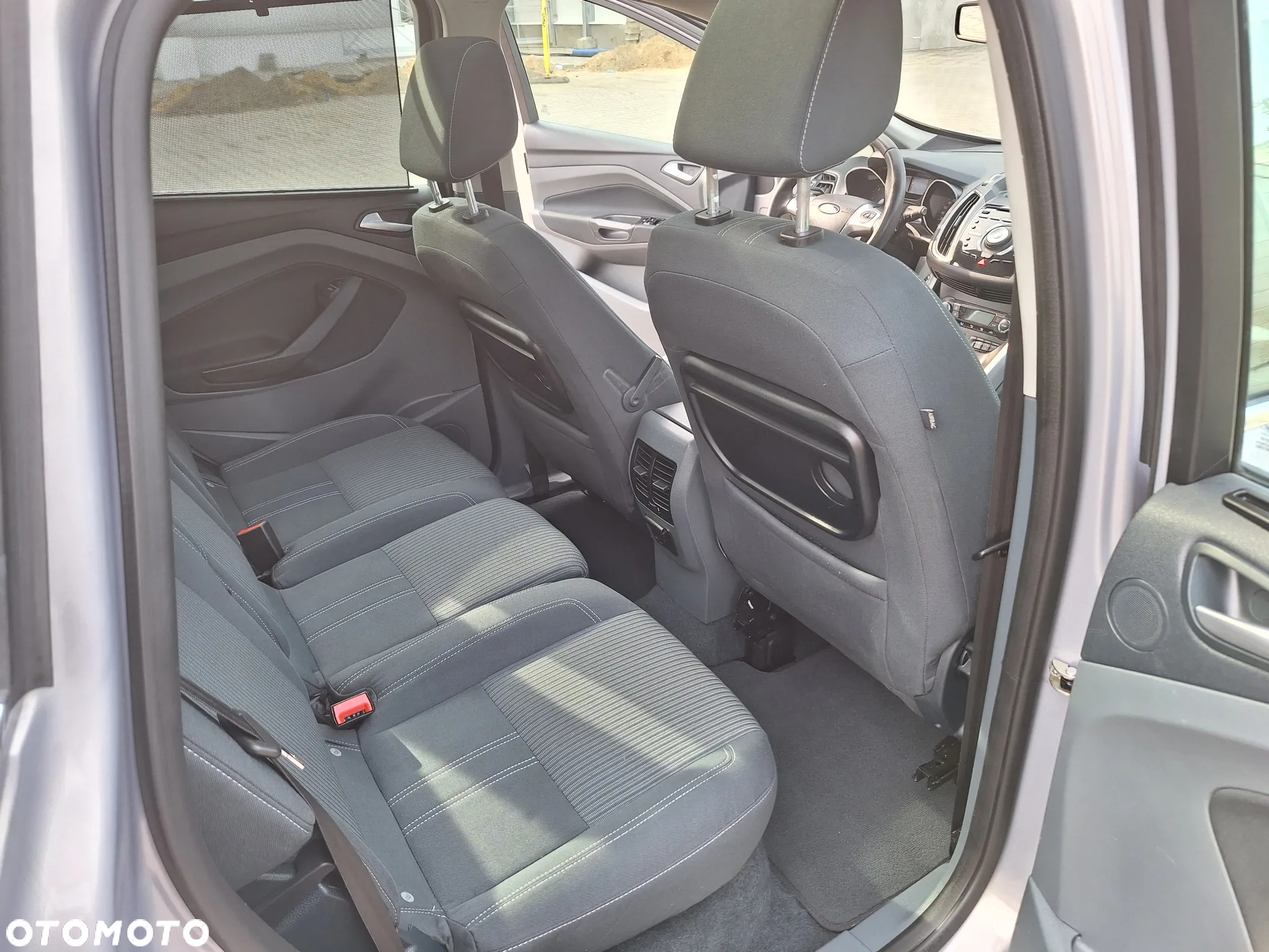 Ford C-MAX 1.6 TDCi Start-Stop-System Titanium - 17
