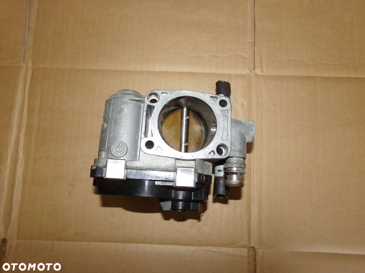 PRZEPUSTNICA 055559227 MERIVA A ASTRA H 1.6 16V - 2