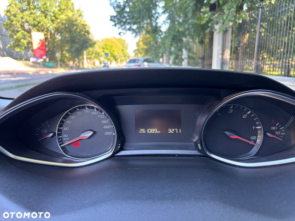 Peugeot 308 1.6 e-HDi Allure S&S - 5
