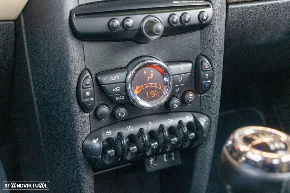 MINI 3 Portas One D - 10