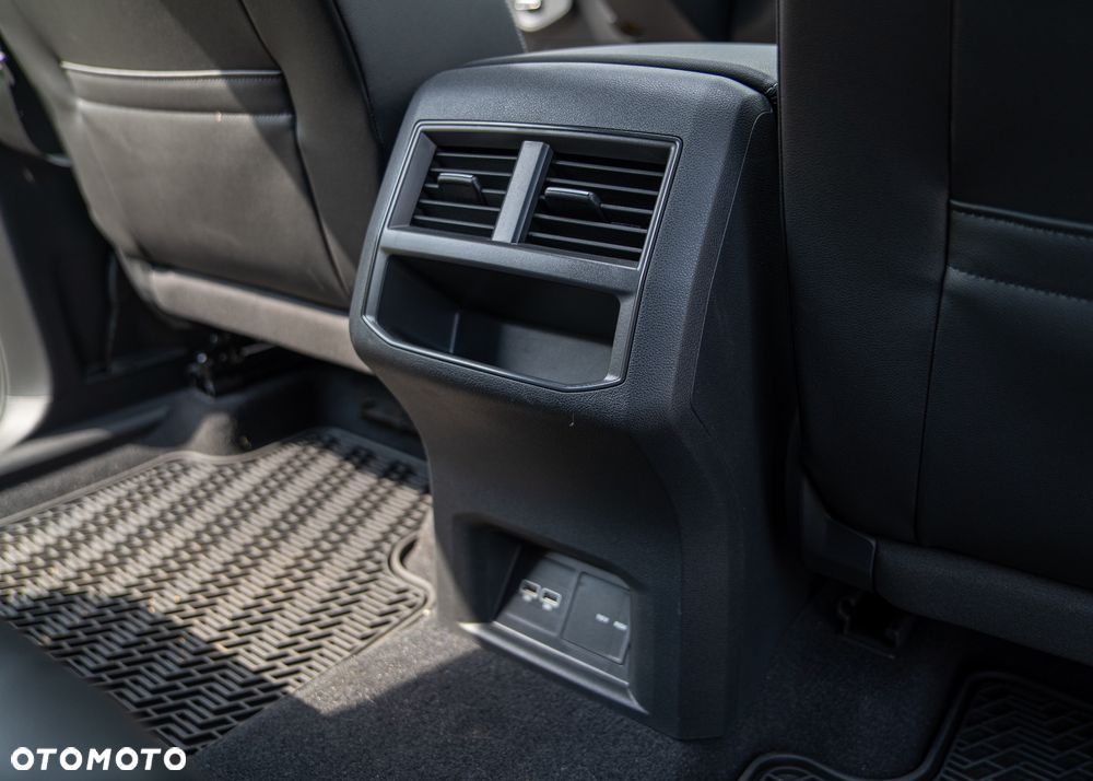 Volkswagen Atlas - 30