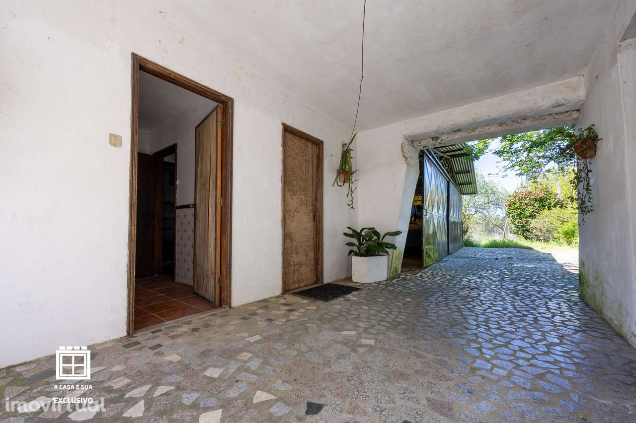 Moradia com duas habitações independentes em Lourosa - Exclusivo - Grande imagem: 3/44