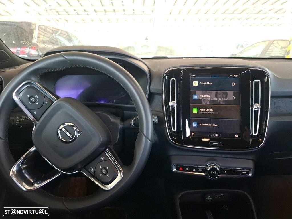 Volvo XC 40 Recharge Plus - 9