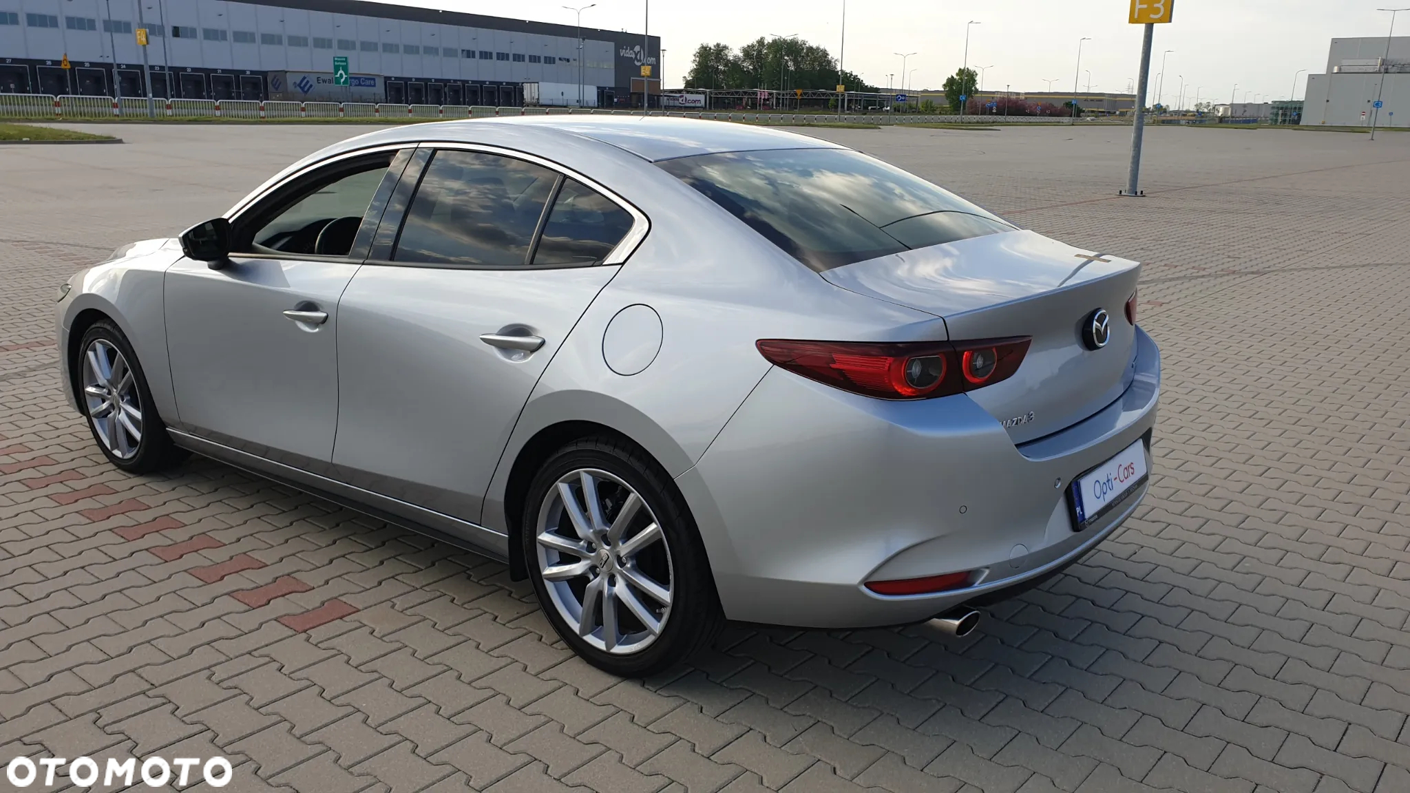 Mazda 3 - 8