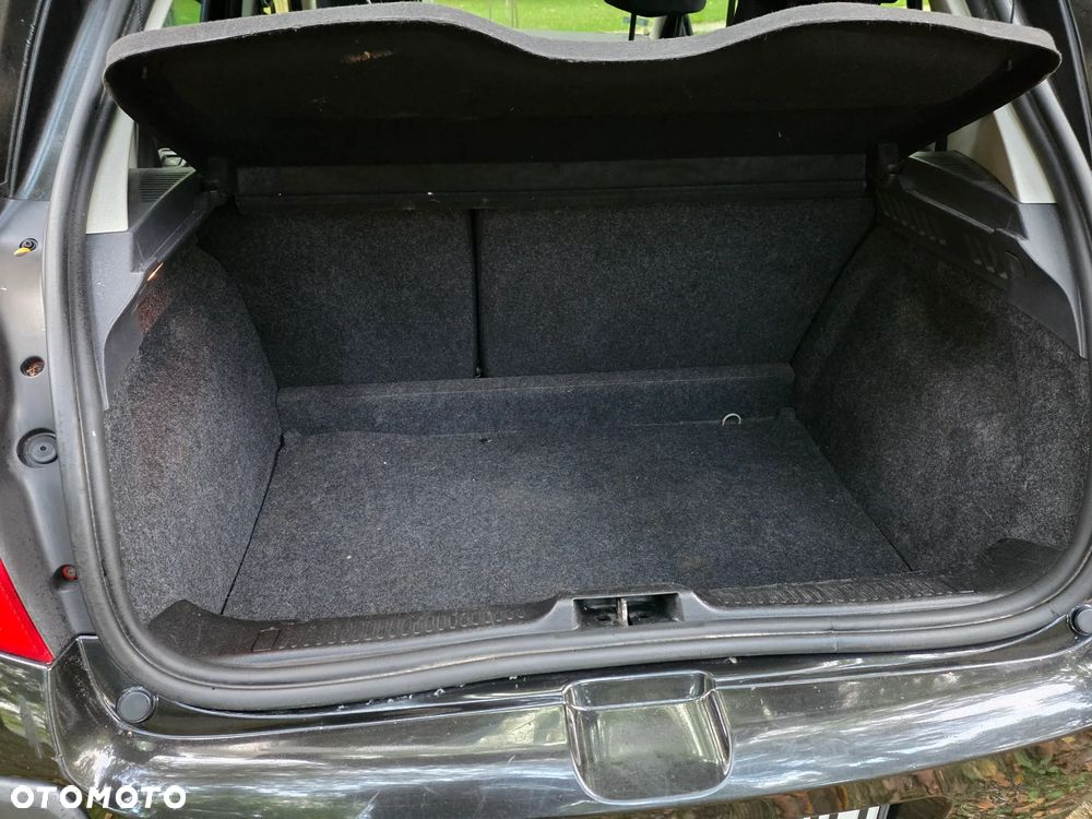 Renault Clio 1.6 16V Expression - 13