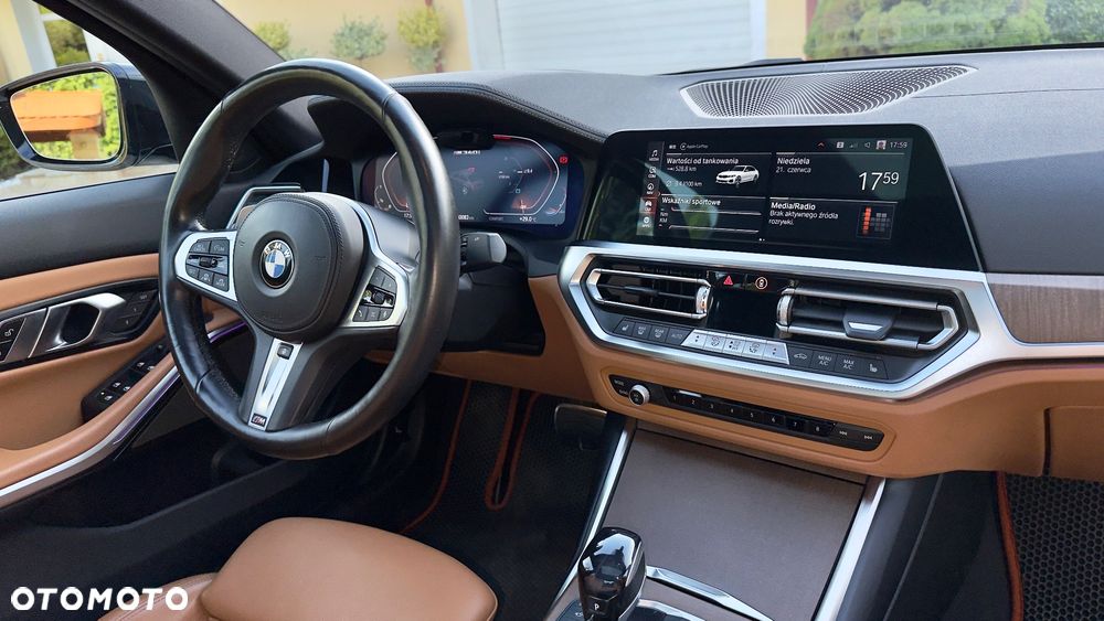BMW Seria 3 M340i xDrive - 16