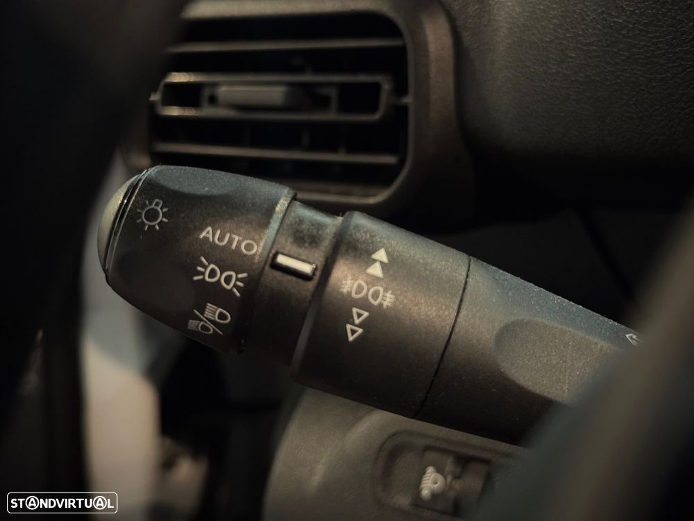 Peugeot Partner - 8