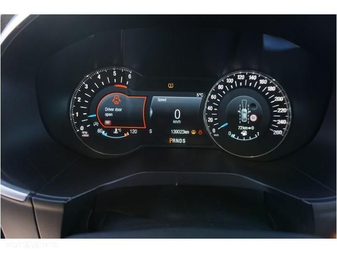 Ford Edge - 9