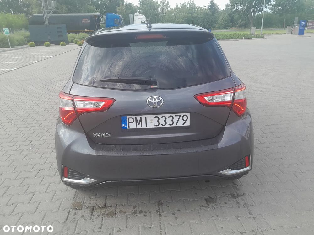 Toyota Yaris - 2