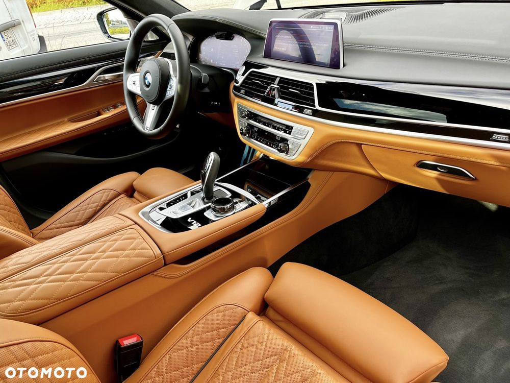BMW Seria 7 - 13