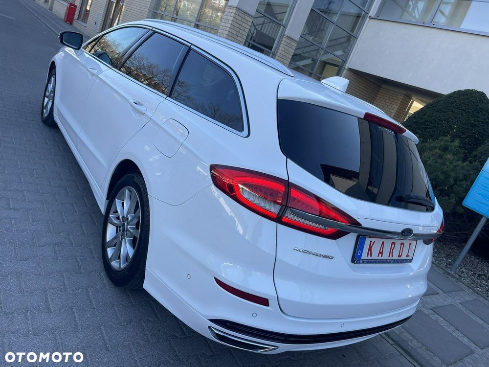 Ford Mondeo - 12