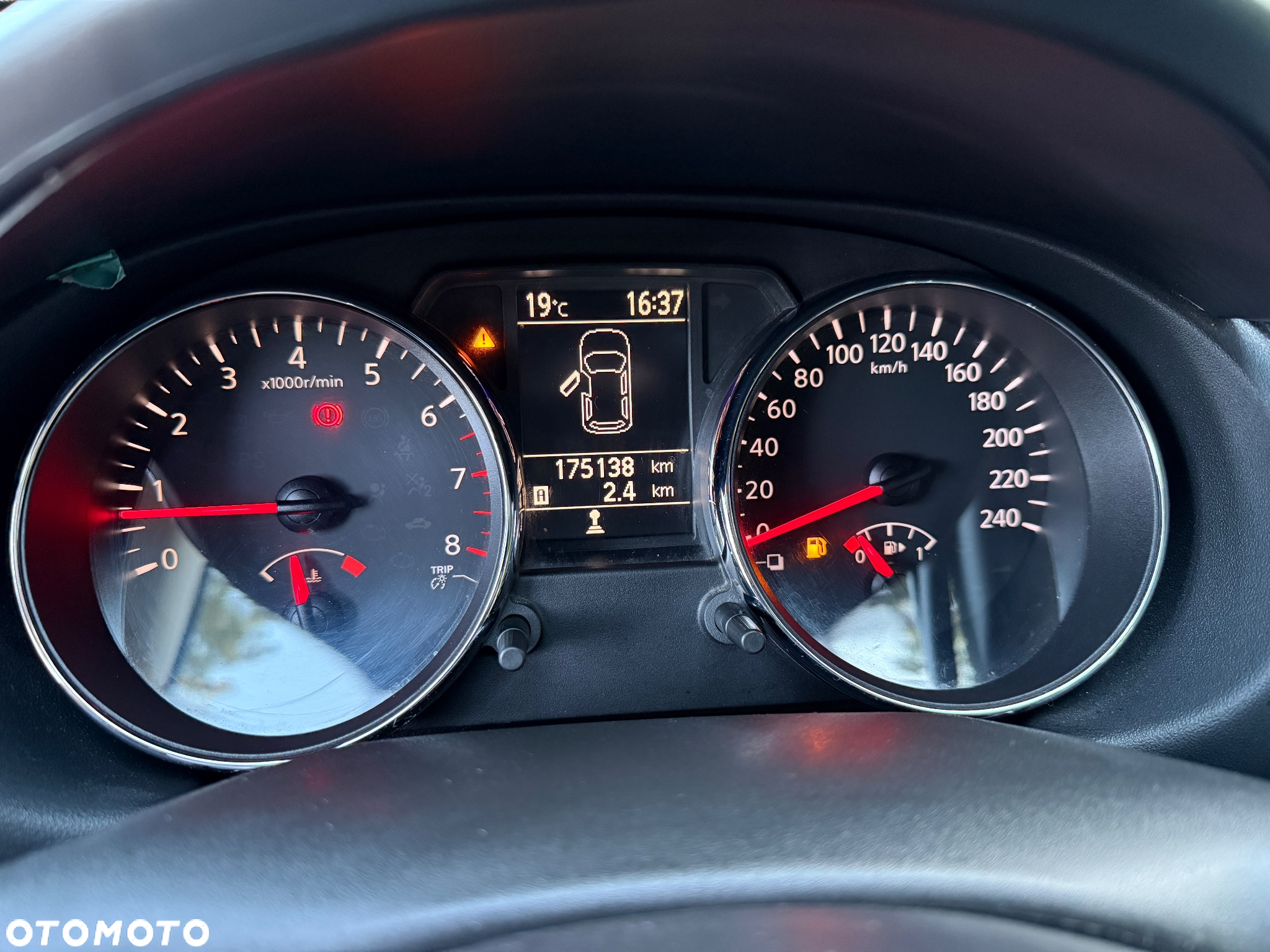 Nissan Qashqai 1.6 acenta - 19