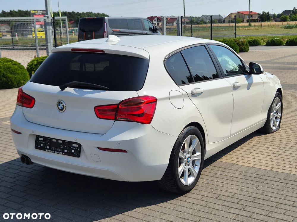 BMW Seria 1 120d Edition Metropolitan - 6