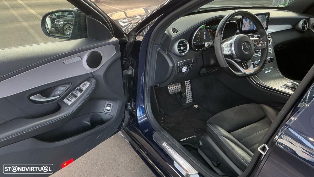Mercedes-Benz C 300 de AMG Line - 6