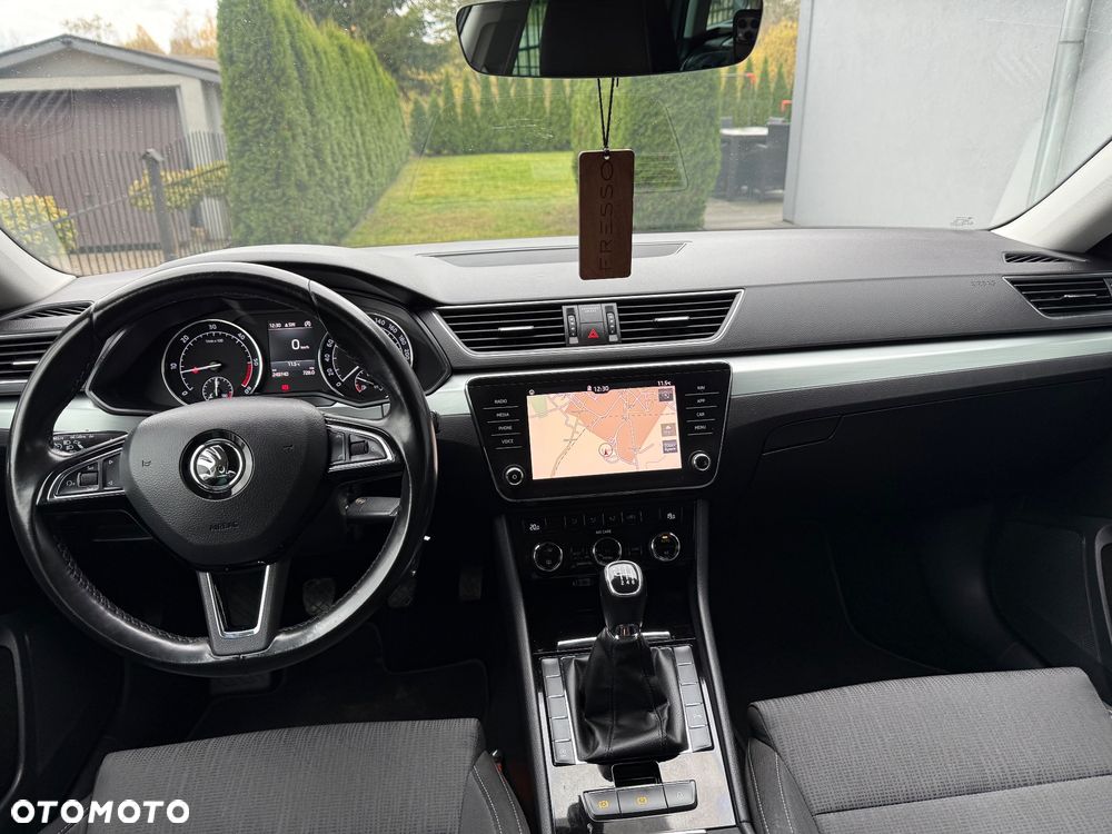 Skoda Superb Combi 1.6 TDI Ambition - 8