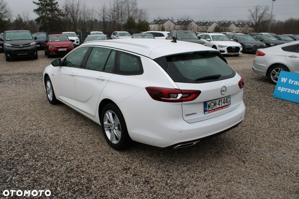 Opel Insignia - 8
