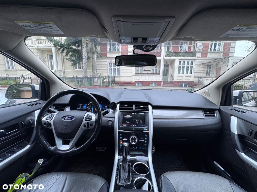 Ford Edge - 19