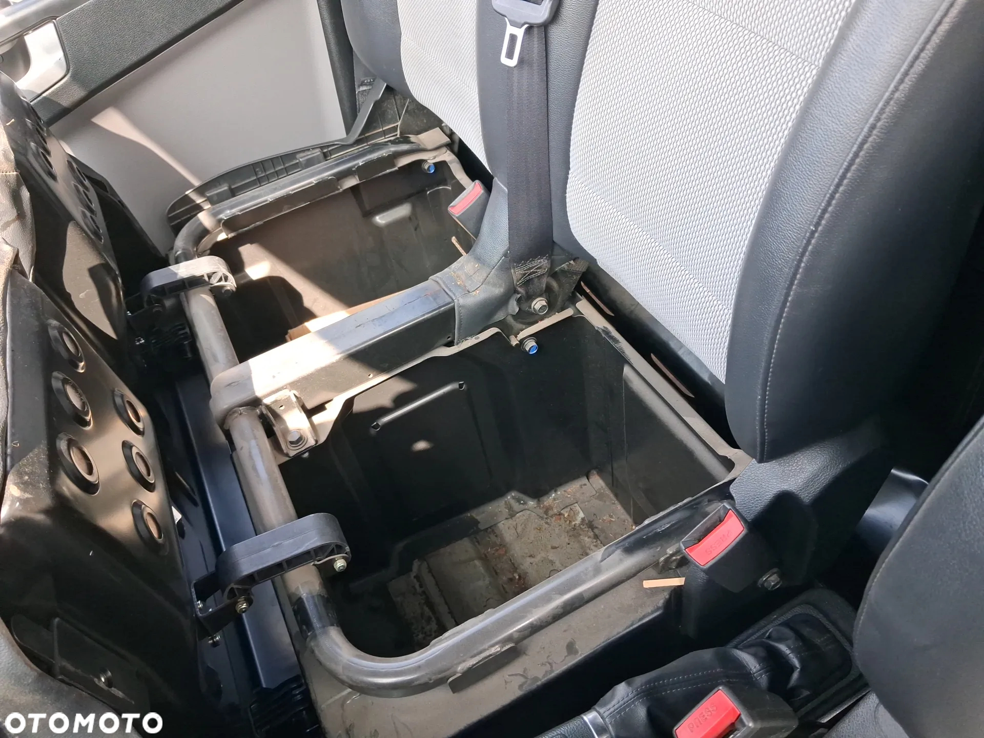 Hyundai H350 - 29