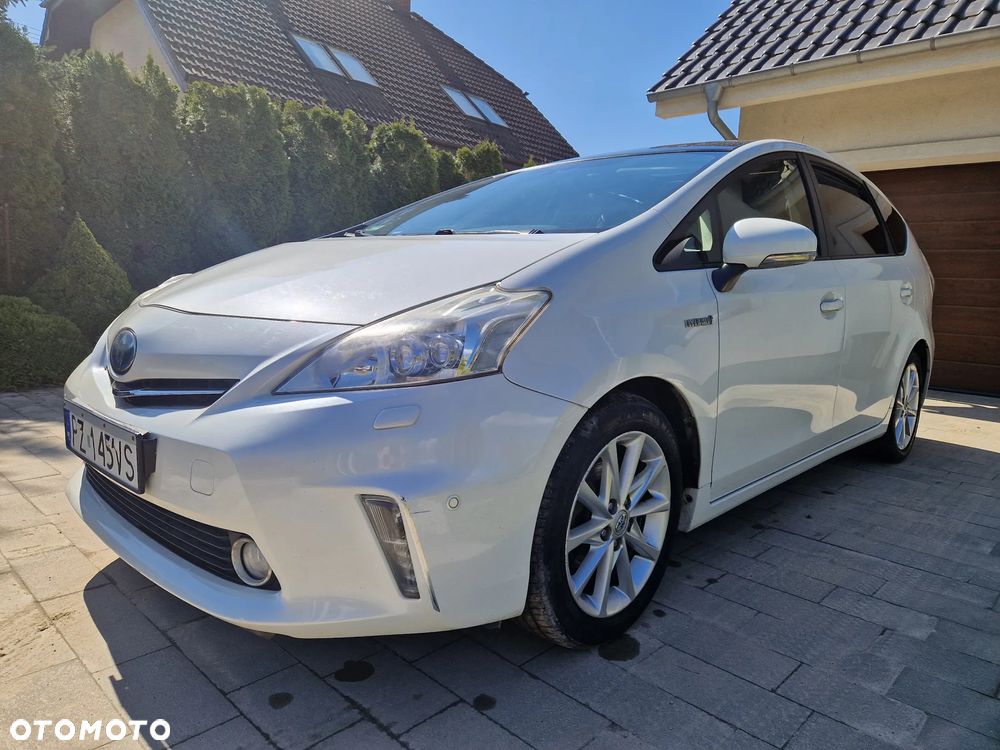 Toyota Prius+ (Hybrid) Executive - 6