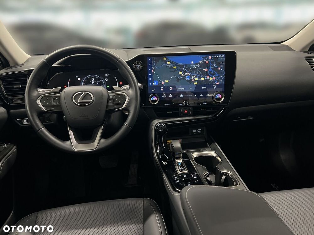 Lexus NX 350h Prestige AWD - 18