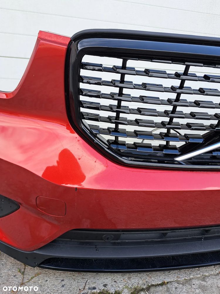 VOLVO XC40 ZDERZAK PRZÓD R.DESING KOD LAKIERU 725 - 3
