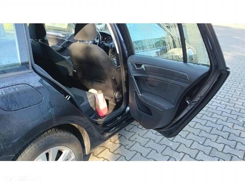 Volkswagen Golf - 35