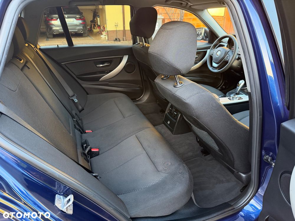 BMW Seria 3 - 16