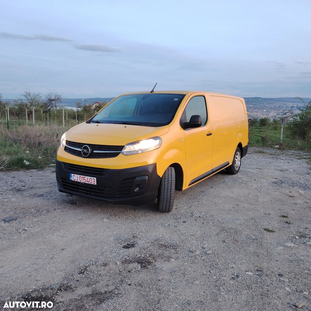 Opel Vivaro - 1