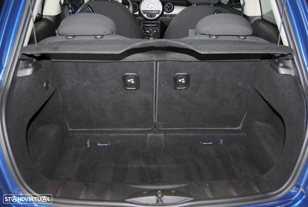 MINI 3 Portas One D - 26